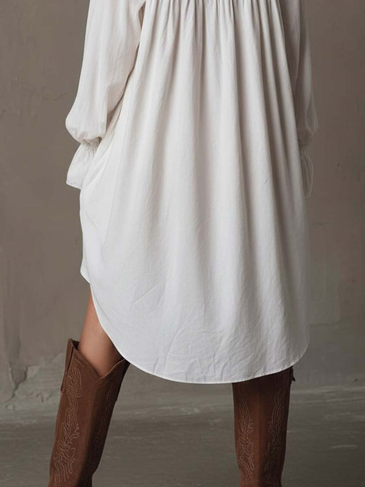 Retro-style Lace Mini Dress
