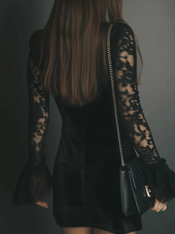 Mini Dress in Velvet and Lace Luna