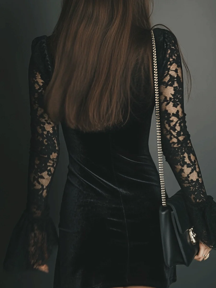 Mini Dress in Velvet and Lace Luna