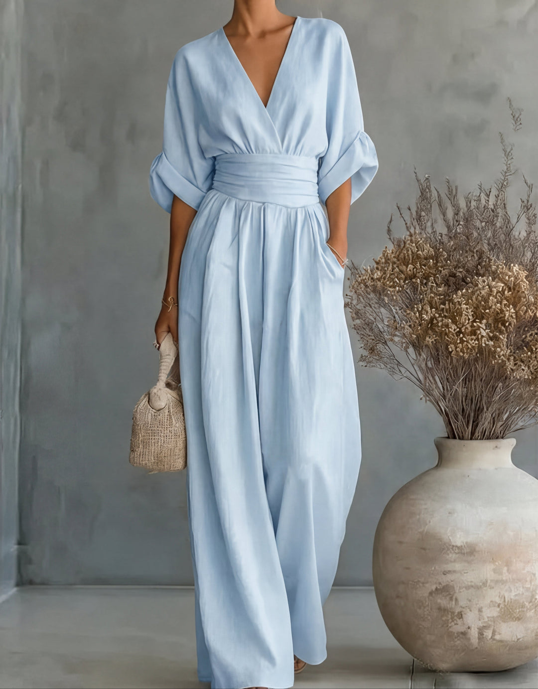 Daniela™ | Elegant V-Neck Wide-Leg Jumpsuit