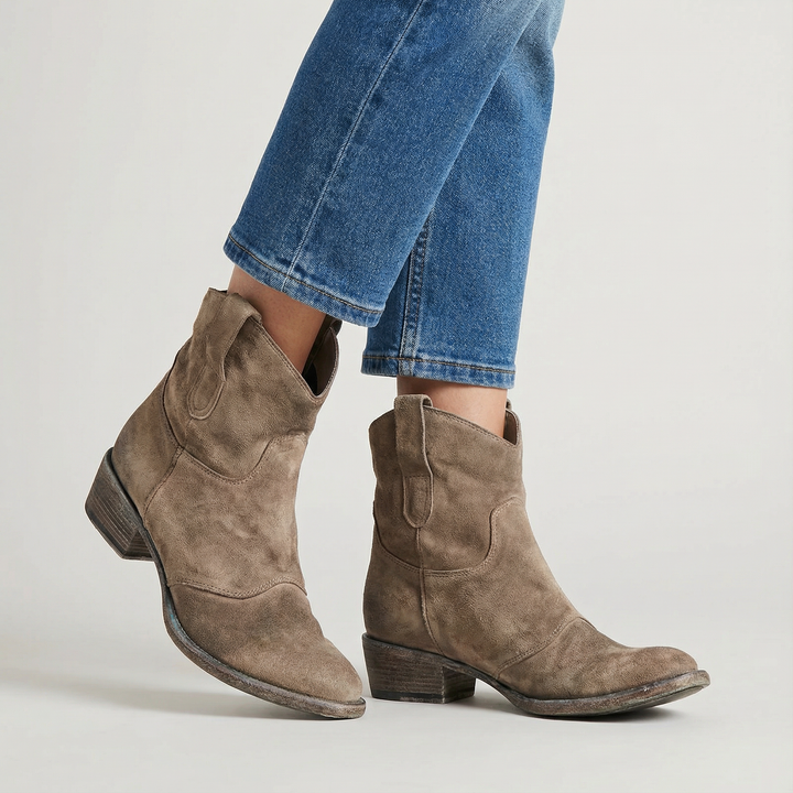 Giada | Western Ankle Boots in Suede