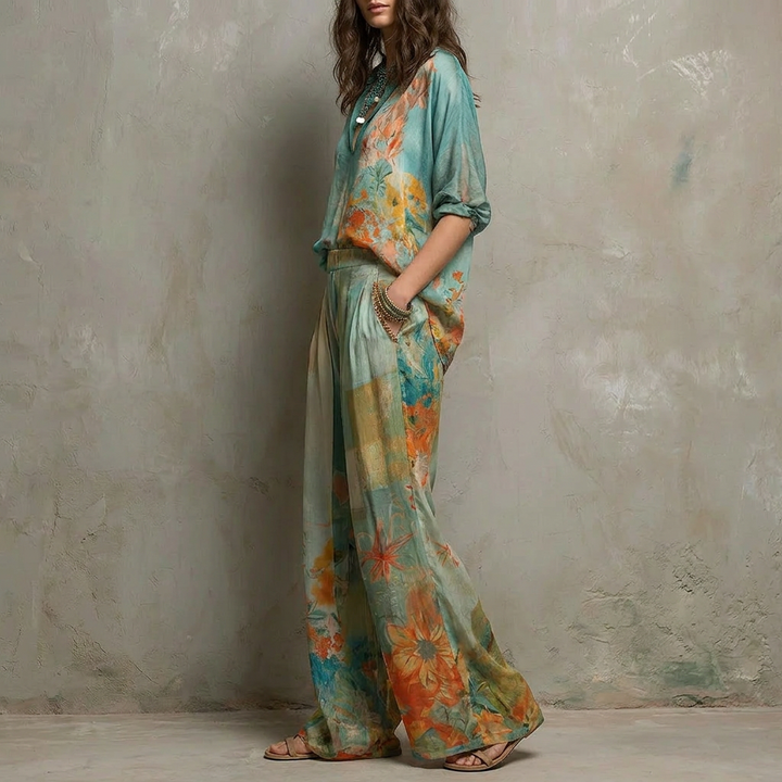 Chiara | Elegant floral print set with wide-leg pants