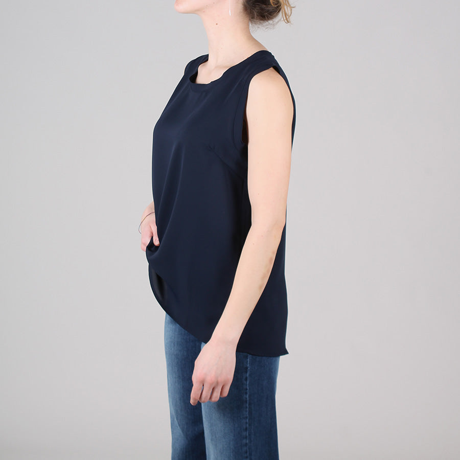 Lui | Fluid Wide-Strap Top