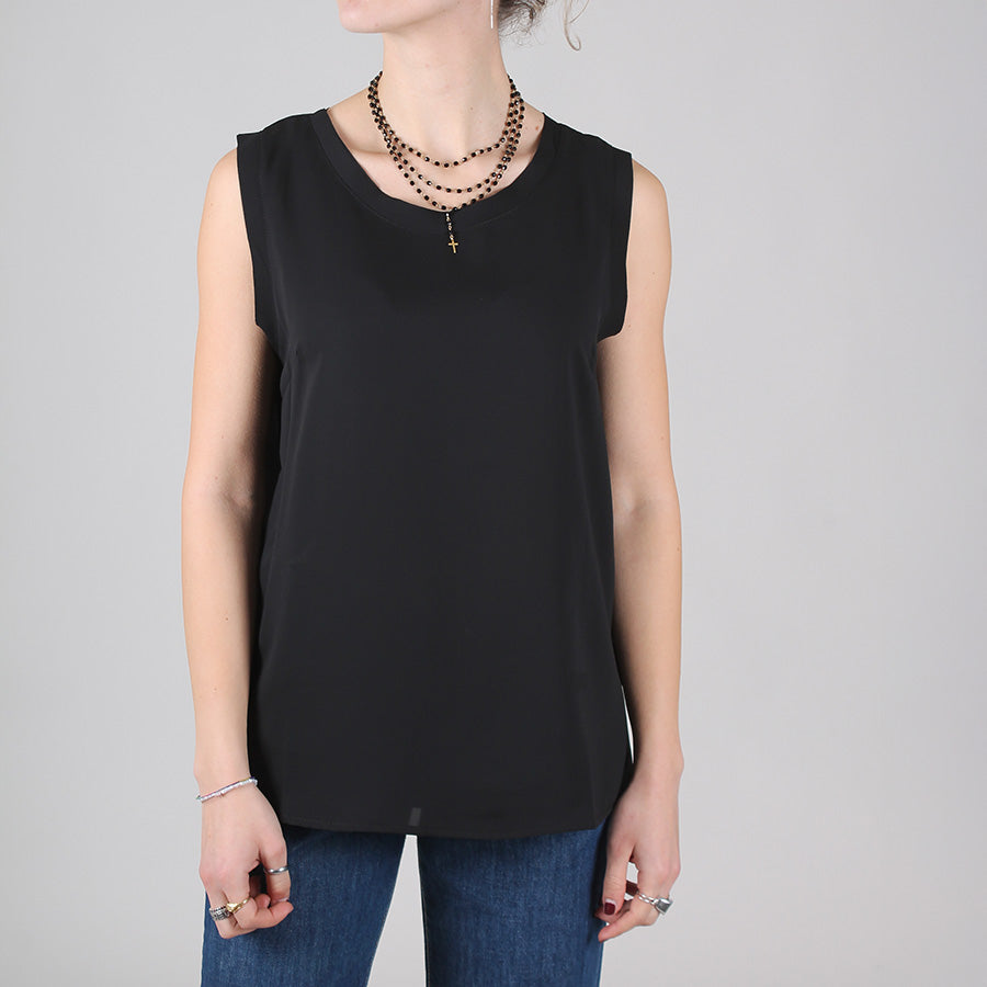 Lui | Fluid Wide-Strap Top